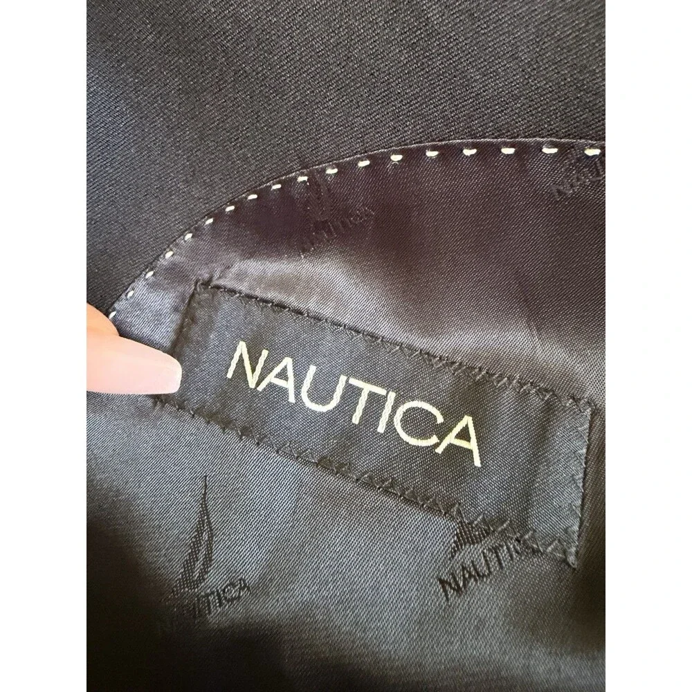 Nautica Blazer Men's 40S Navy Color Metal Button Classic 2 Button Single Vent
